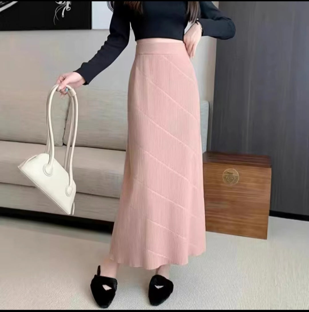 Elegant High Waist Ribbed Knit Maxi Skirt – Versatile & Chic
