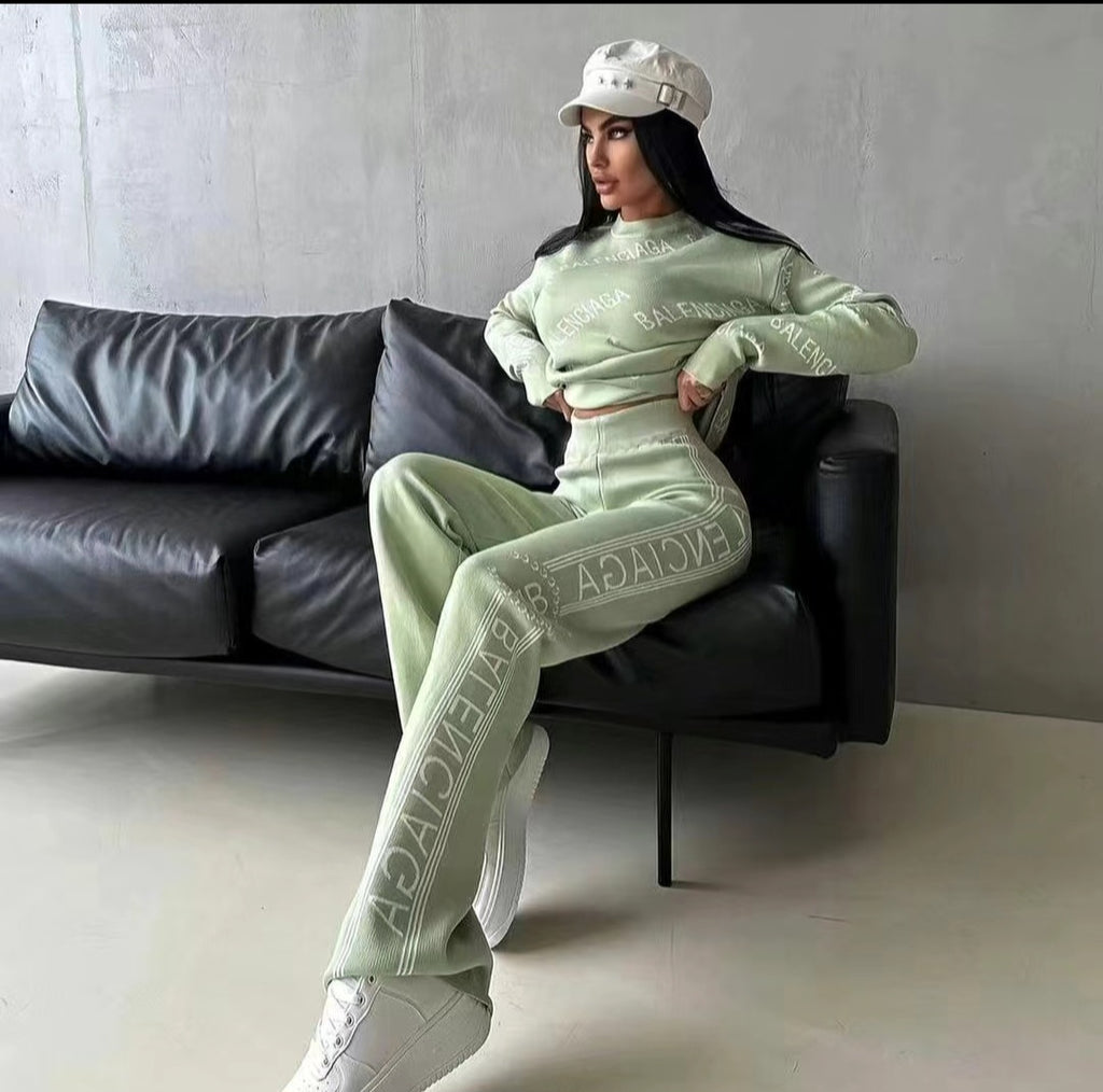 Balenciaga Logo Knit Co-ord Set – Bold & Contemporary Leisurewear