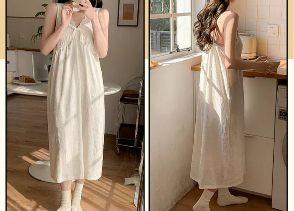 Elegant Lace-Trimmed Sleeveless bhaim dress