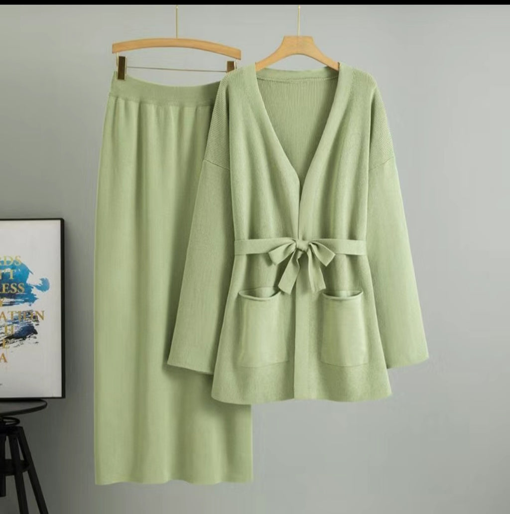 Minimalist Knit Cardigan & Skirt Set – Effortlessly Cozy Style