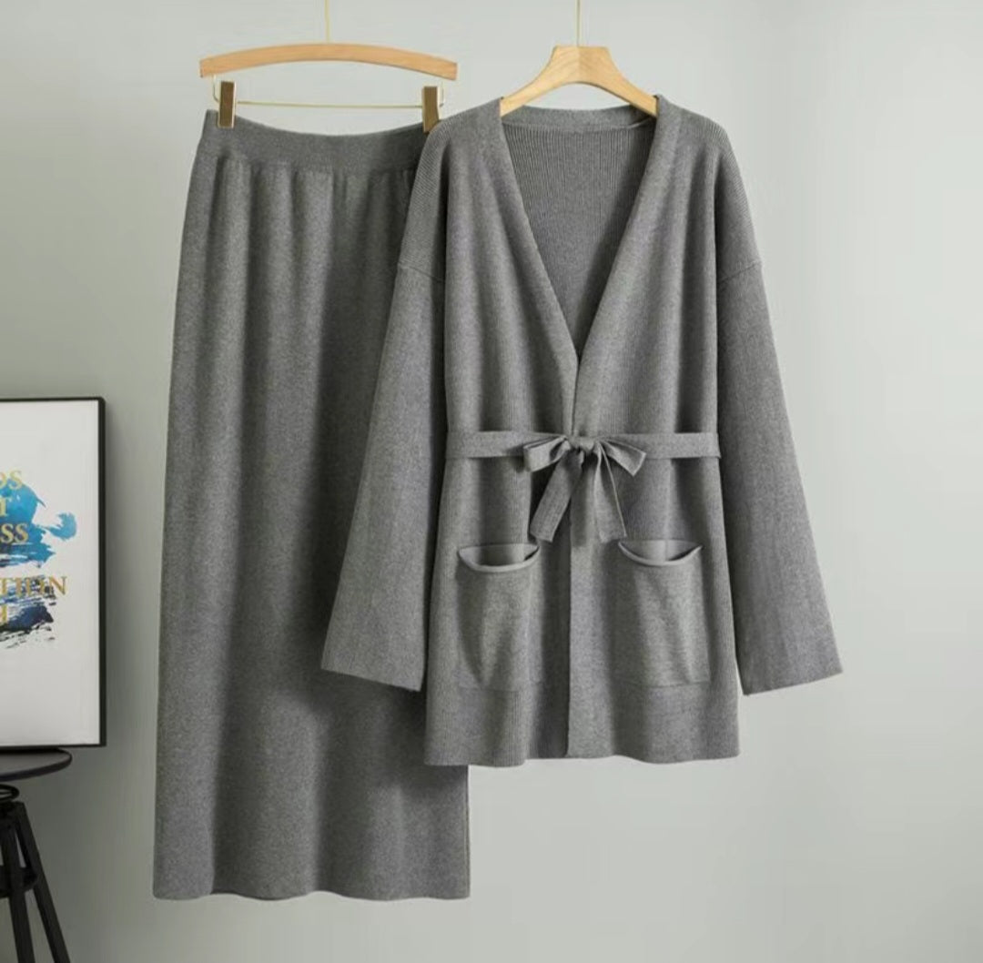 Minimalist Knit Cardigan & Skirt Set – Effortlessly Cozy Style