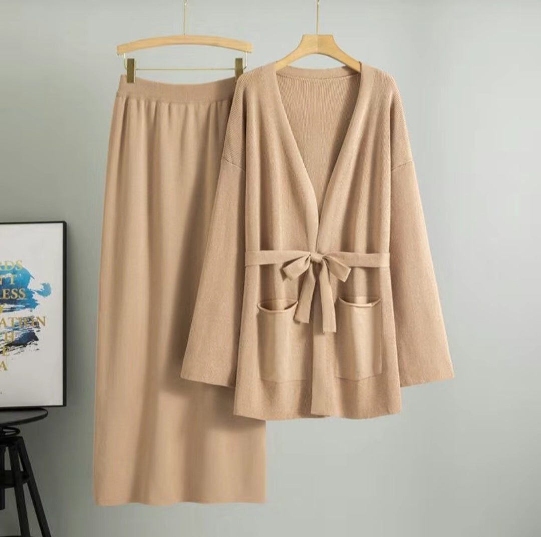 Minimalist Knit Cardigan & Skirt Set – Effortlessly Cozy Style