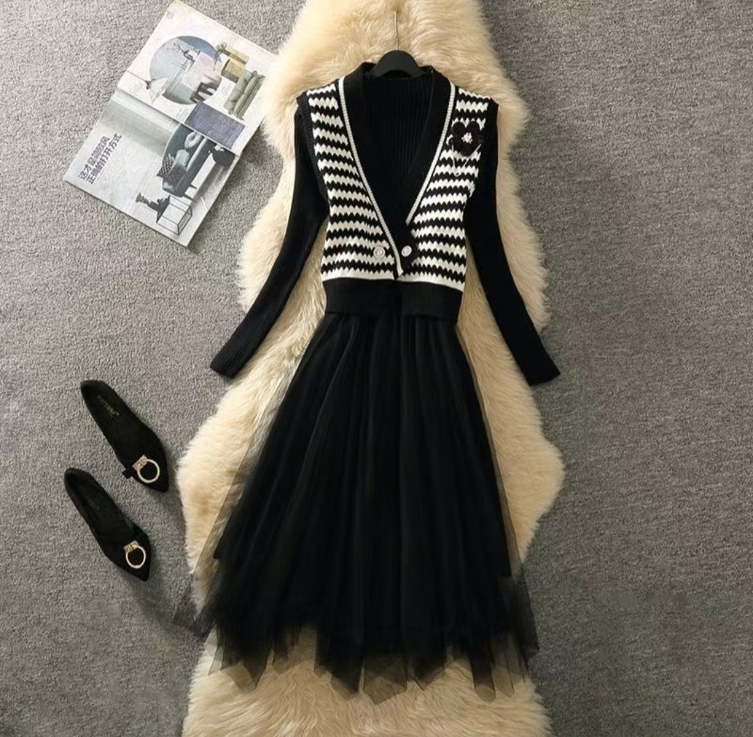 Elegant Knitted Mesh Dress Set with Chevron Vest – Timeless Chic