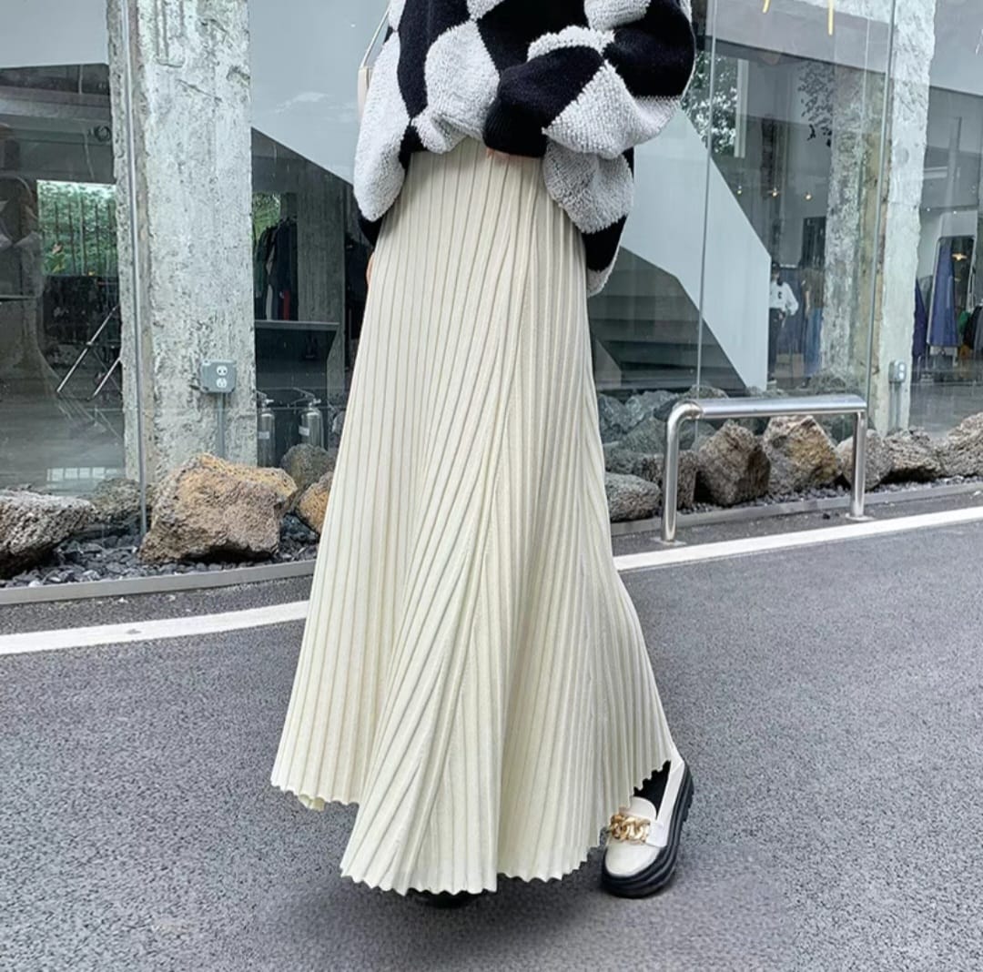 Modern High Waist Pleated Maxi Skirt