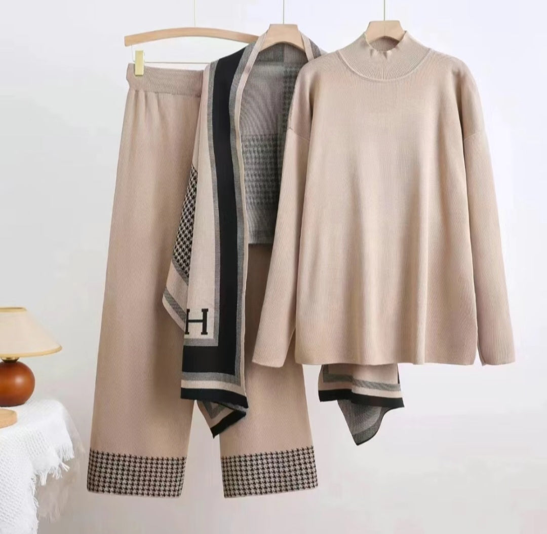 Houndstooth Accent Knit 3-Piece Co-ord Set – Versatile & Sophisticated