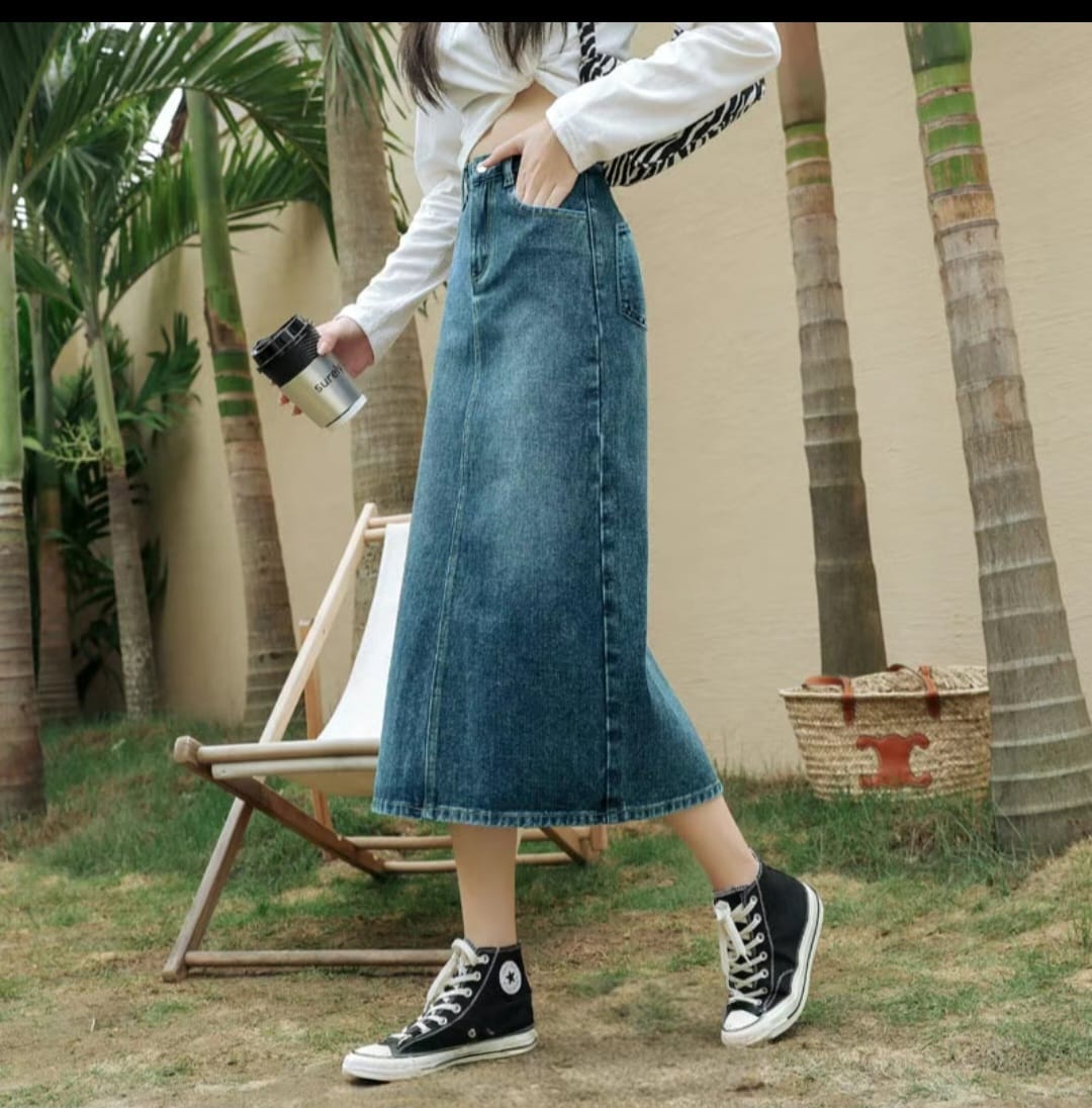 High-Waisted Vintage Denim Skirt
